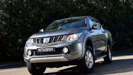 Mitsubishi Triton 2015 - widok z przodu