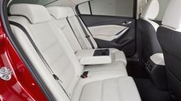 Mazda 6 III Sedan Facelifting (2015) - tylna kanapa