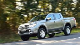 Mitsubishi Triton 2015 - lewy bok