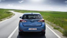 Toyota Auris II Hatchback Facelifting Hybrid (2015) - widok z tyłu