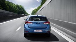 Toyota Auris II Hatchback Facelifting Hybrid (2015) - widok z tyłu