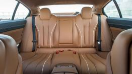 BMW 650i Gran Coupe F06 Facelifting (2015) - tylna kanapa
