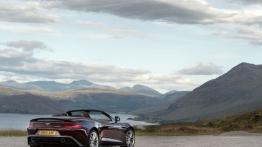 Aston Martin Vanquish Volante (2015) - widok z tyłu