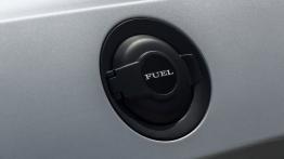 Dodge Challenger III Facelifting (2015) - wlew paliwa