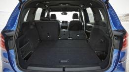 BMW 220i Gran Tourer (2015) - bagażnik, tylna kanapa złożona