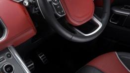 Land Rover Range Rover Sport II SVR (2015) - kokpit