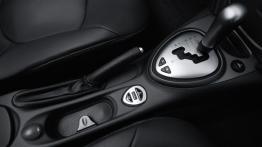 Citroen C5 - tunel środkowy między fotelami