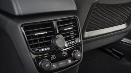 Peugeot 508 Sedan Facelifting (2015) - panel sterowania z tyłu