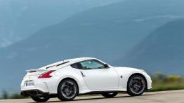 Nissan 370Z Nismo (2015) - prawy bok