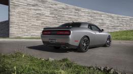 Dodge Challenger III Facelifting (2015) - widok z tyłu