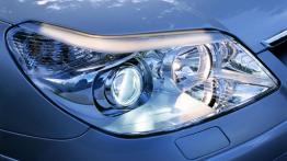 Citroen C5 - prawy przedni reflektor - wyłączony