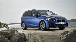 BMW 220i Gran Tourer (2015) - widok z przodu