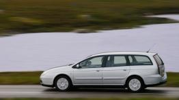 Citroen C5 - lewy bok