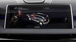 BMW X5 III xDrive40e (2015) - ekran systemu multimedialnego