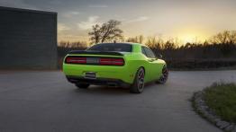 Dodge Challenger III Facelifting (2015) - widok z tyłu