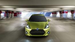 Toyota Prius C Facelifting (2015) - widok z przodu
