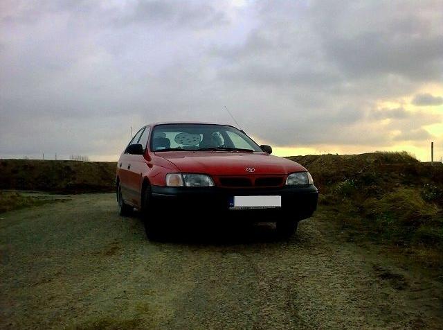 Toyota Carina V Sedan 1.6 i 16V 106KM 78kW 1992-1995