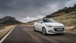 Hyundai i20 II Hatchback Kappa 1.4 MPI (2015) - widok z przodu