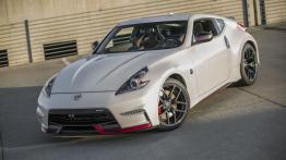 Nissan 370Z Nismo (2015) - widok z przodu