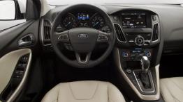 Ford Focus III Sedan Facelifting (2015) - kokpit