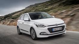 Hyundai i20 II Hatchback Kappa 1.4 MPI (2015) - widok z przodu