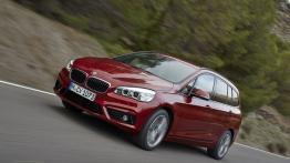 BMW 220i Gran Tourer (2015) - widok z przodu