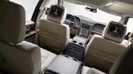 Lincoln Navigator III L Facelifting (2015) - widok ogólny wnętrza