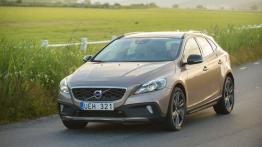 Volvo V40 II Cross Country 2.0 D3 DRIVE-E 150KM 110kW od 2015