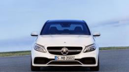 Mercedes C 63 AMG S (BR 205) sedan 2015 - widok z przodu