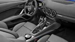 Audi TT III Roadster (2015) - widok ogólny wnętrza z przodu