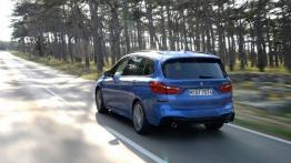 BMW 220i Gran Tourer (2015) - widok z tyłu