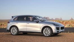 Porsche Cayenne S Facelifting (2015) - prawy bok