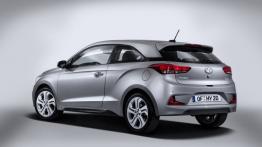 Hyundai i20 II Coupe (2015) - widok z tyłu