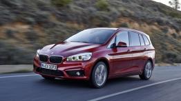 BMW 220i Gran Tourer (2015) - widok z przodu