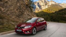Nissan Pulsar 1.6 DIG-T (2015) - widok z przodu