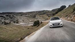 Hyundai i20 II Hatchback Kappa 1.4 MPI (2015) - widok z przodu