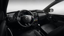 Renault Duster Oroch (2015) - pełny panel przedni