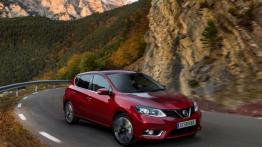 Nissan Pulsar 1.6 DIG-T (2015) - widok z przodu