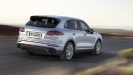 Porsche Cayenne S Facelifting (2015) - widok z tyłu