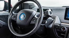 BMW i3 z tytułem Green Car of the Year 2015