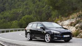 Ford Focus III ST Kombi Facelifting (2015) - prawy bok