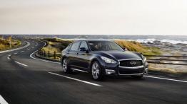Infiniti Q70 L (2015) - widok z przodu