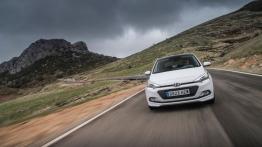 Hyundai i20 II Hatchback Kappa 1.4 MPI (2015) - widok z przodu