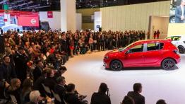 Renault Sandero R.S. 2.0 (2015) - oficjalna prezentacja auta