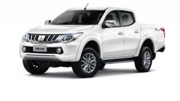 Mitsubishi Triton 2015 - lewy bok