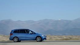 BMW 220i Gran Tourer (2015) - prawy bok