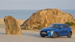 Mazda 2 III SKYACTIV-G 1.5 (2015) - lewy bok