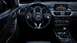 Mazda 6 III Sedan Facelifting (2015) - kokpit