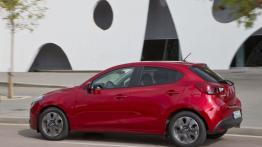 Mazda 2 III SKYACTIV-G 1.5 (2015) - lewy bok