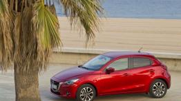 Mazda 2 III SKYACTIV-G 1.5 (2015) - lewy bok